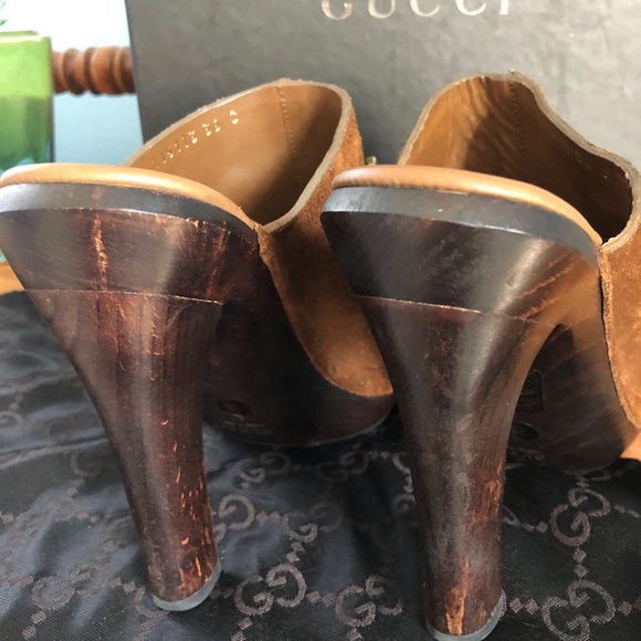 Gucci Brown Suede Mules / Clogs - Like New Condition! - Picture 3 of 9